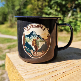 Smaltovaný hrnek Turista explore, 350ml