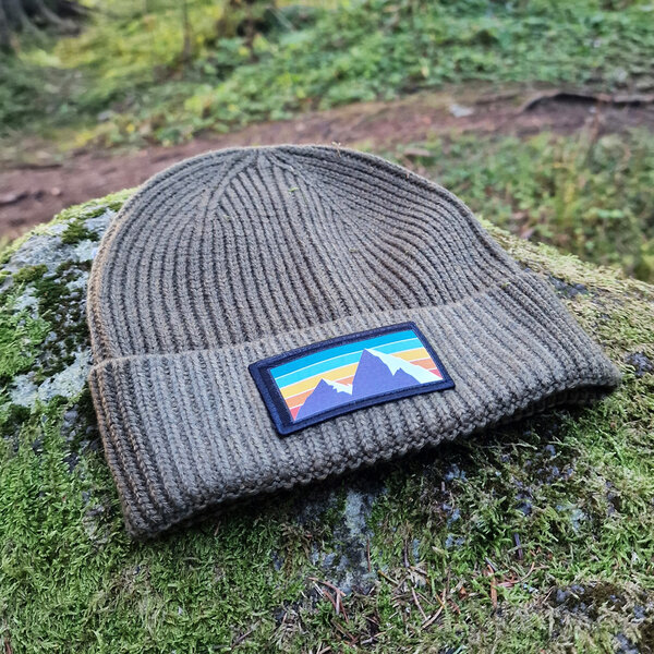 Klasik čiapka retro kopce - ciapka-zelena