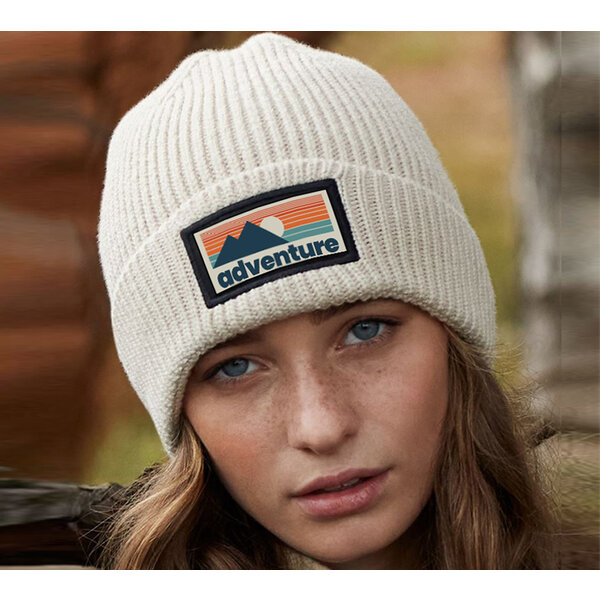 Klasik  čiapka adventure - 380301988_3677069842563399_22837166947822823_n