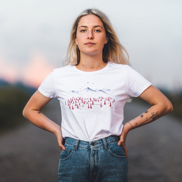 Dámske tričko stromy a štíty - damske-tricko-hory-priroda-stromy